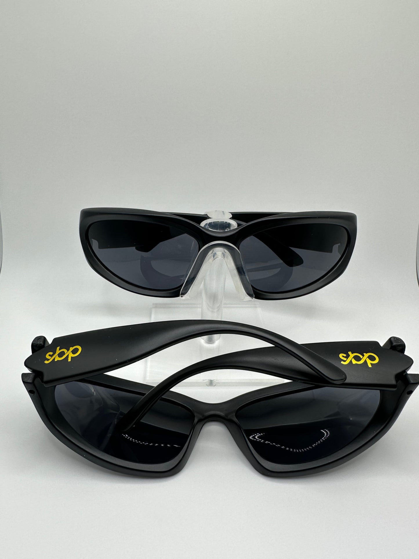 RELEVANT SHADES