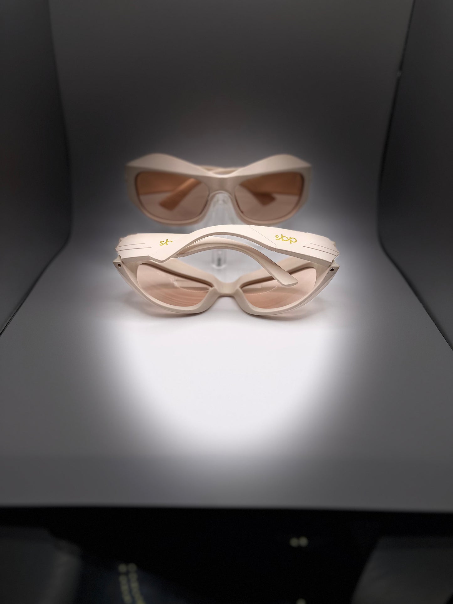 BADDIE SHADES BY PAIGE