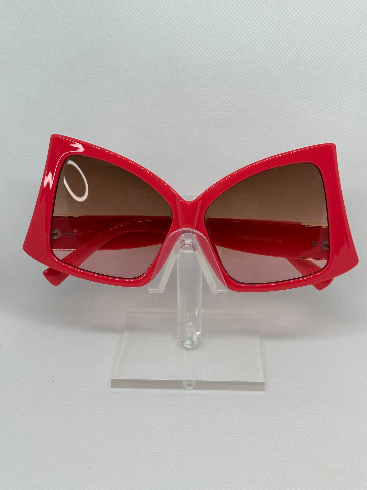DAFFY SHADES